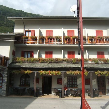 Hotel Berlinghera Sorico Exteriör bild