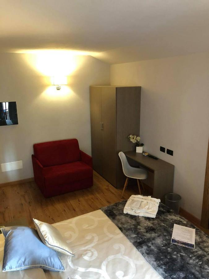 Hotel Berlinghera Sorico Exteriör bild